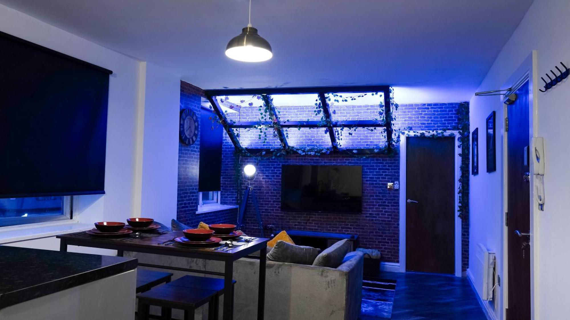 Stunning Two Bed City Centre Apartment Λιντς Εξωτερικό φωτογραφία